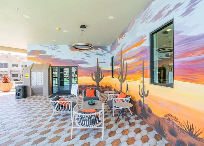 Sleek 2br Workcation Near Kierland District H2272